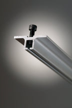 ShimmerScreen track with flanges